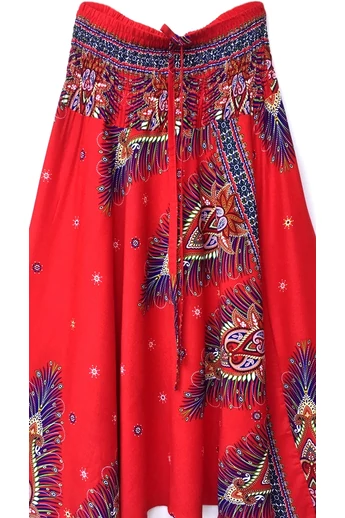 bőszárú, ejtett, ülepű, aladdin, nadrág, gumis, derekú, piros, színes, pávatoll, mintás, viszkóz, pamut, lezser, női divat, trend, bohém, elegáns, egyedi, különleges, szellős, kényelmes