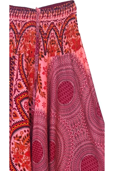 bőszárú, ejtett, ülepű, aladdin, nadrág, gumis, derekú, lazac, mályva, rózsaszín, színes, mandala, mintás, viszkóz, pamut, lezser, női divat, trend, bohém, elegáns, egyedi, különleges, szellős, kényelmes