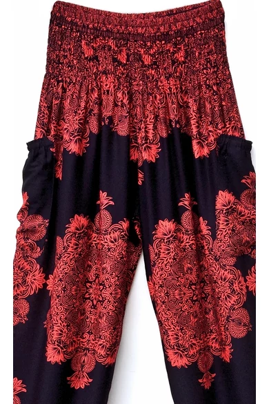 bőszárú, zsebes, jázmin, nadrág, gumis, derekú, fekete, piros, csipke, mandala, mintás, viszkóz, lezser, női divat, trend, bohém, szellős, kényelmes